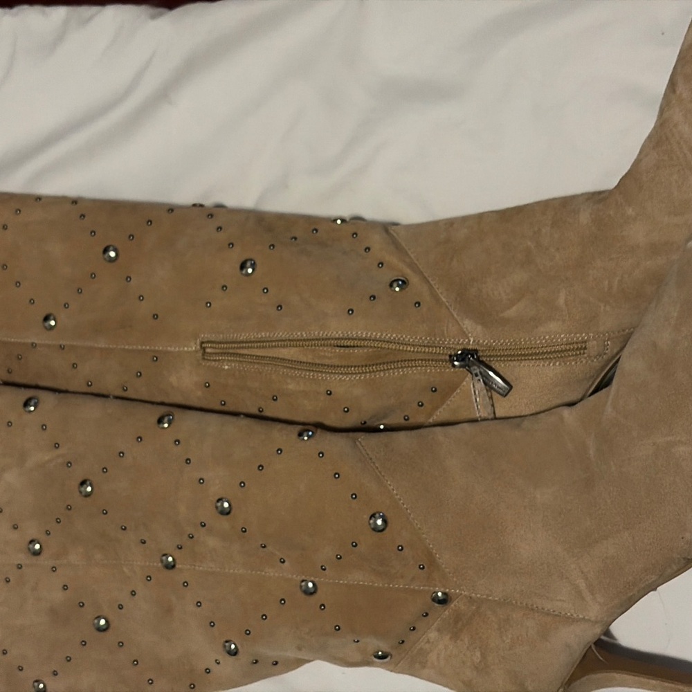 NWT Vince Camuto Suede Fimulie over the Studded Knee Boots Size 6.5 - Picture 11 of 11